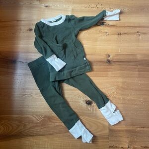 Goumi Green Thermal Pajamas